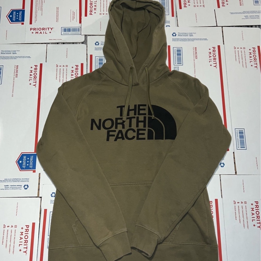 The North Face hoodie